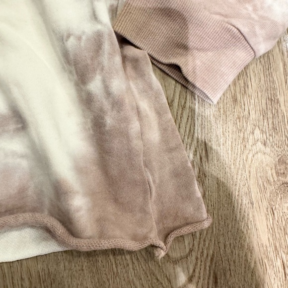 Gilded Intent Cold Sholder Sweatshirt - Picture 6 of 8